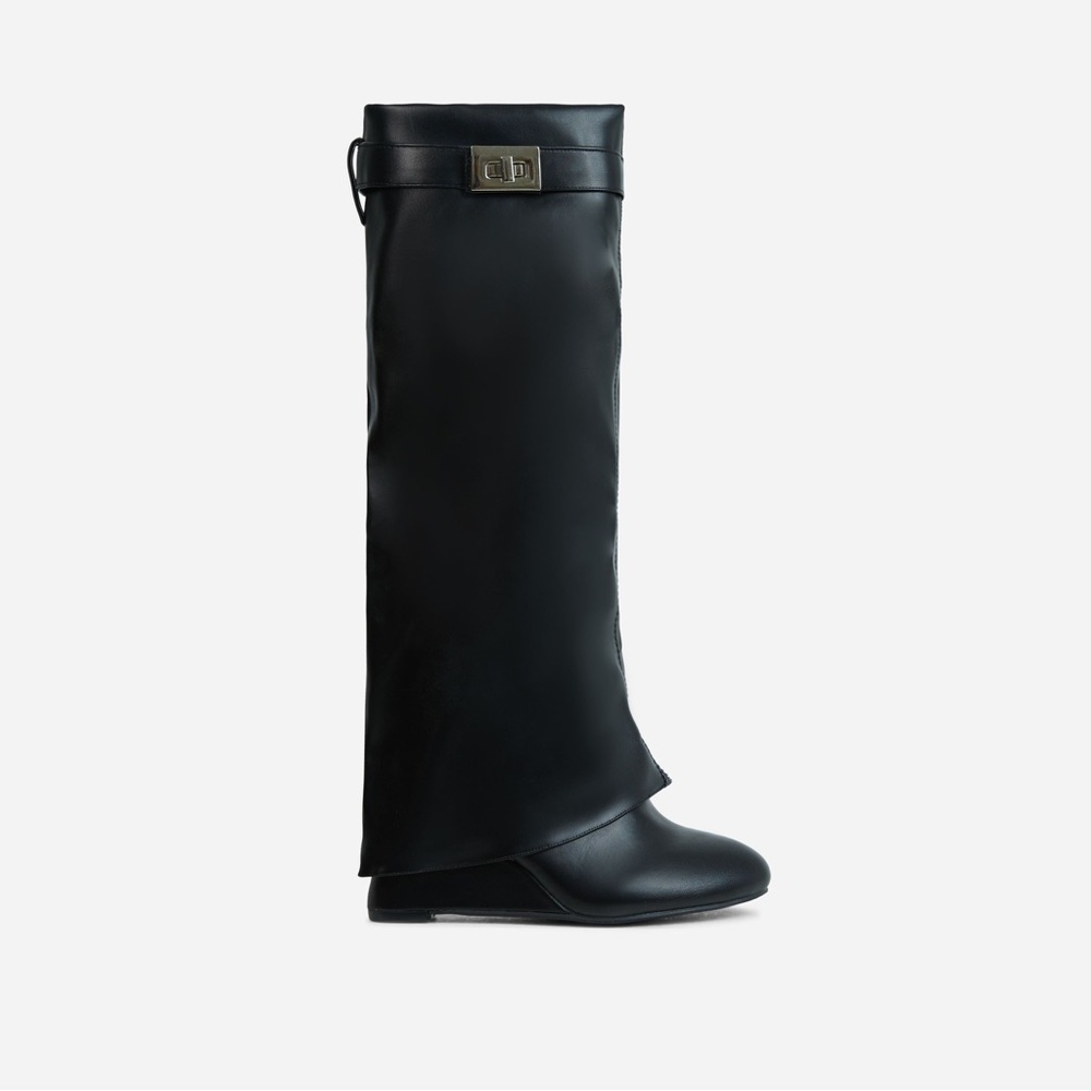 BUCKLE DETAIL WEDGE HEEL KNEE HIGH LONG shark BOOT IN BLACK FAUX LEATHER size 9